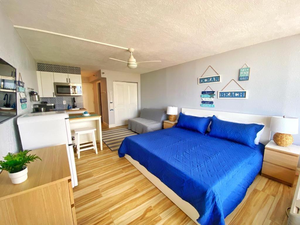 Castaways Resort Studios Daytona Beach Bagian luar foto