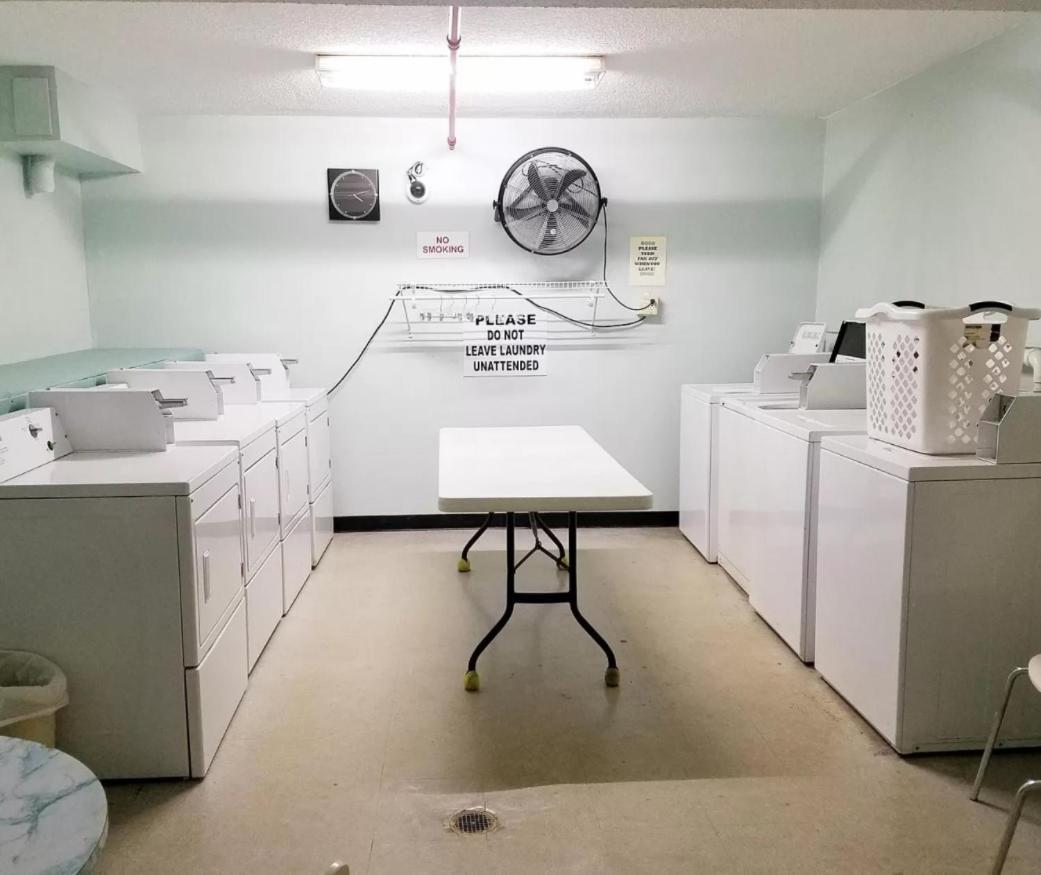 Castaways Resort Studios Daytona Beach Bagian luar foto