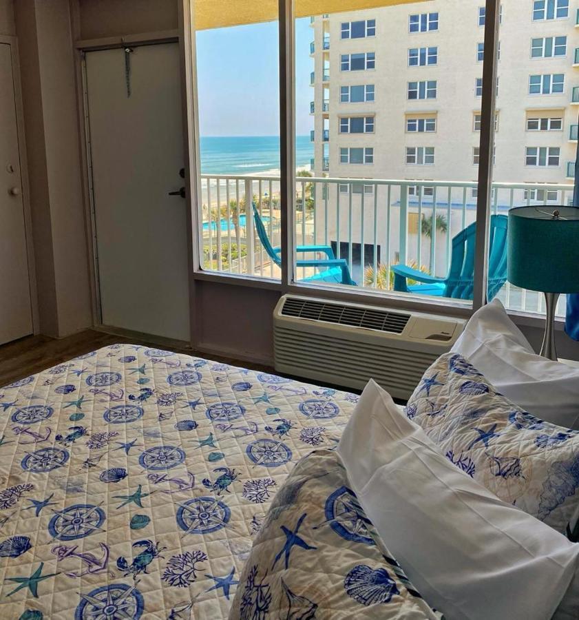 Castaways Resort Studios Daytona Beach Bagian luar foto
