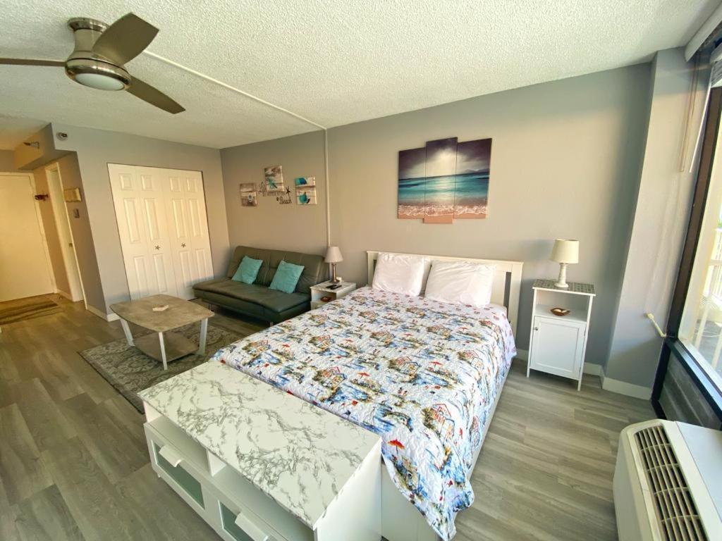 Castaways Resort Studios Daytona Beach Bagian luar foto